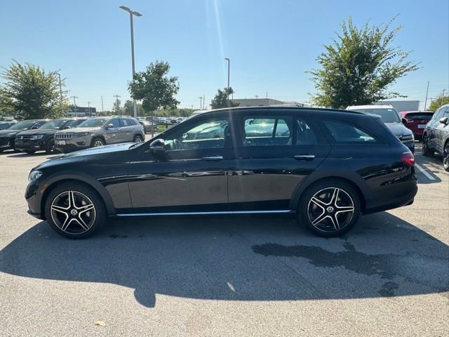 Used 2022 Mercedes-Benz E 450 4MATIC All-Terrain Wagon image 2