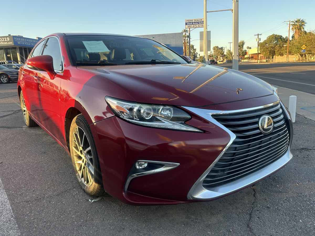 Used 2016 Lexus ES 350 image 2