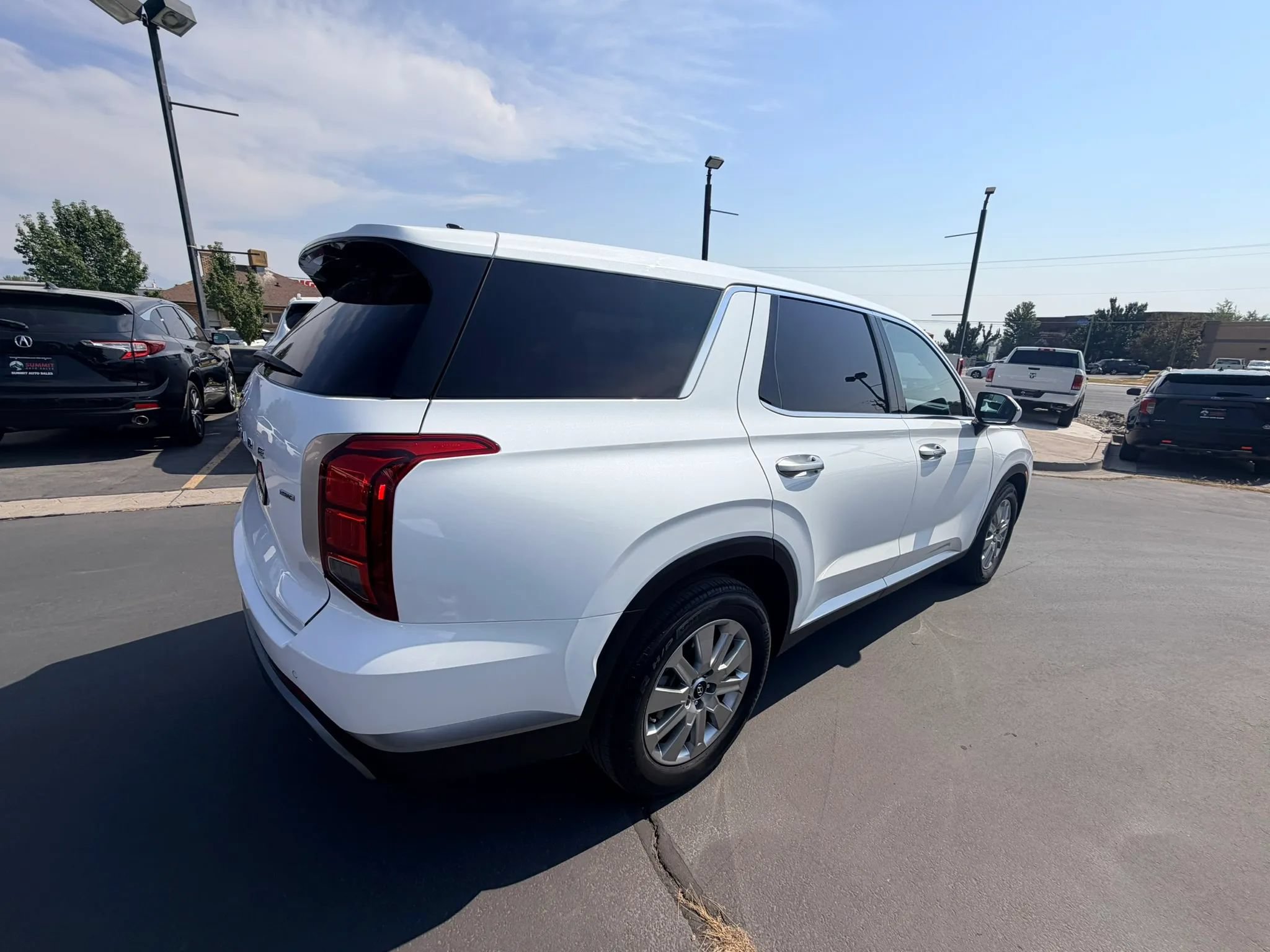 Used 2025 Hyundai Palisade SE AWD/4WD image 4
