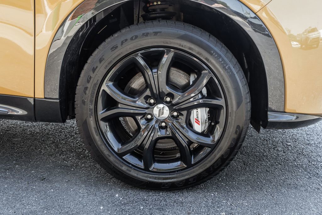 Used 2024 Dodge Hornet R/T Plus w/ R/T Blacktop Package AWD/4WD image 5