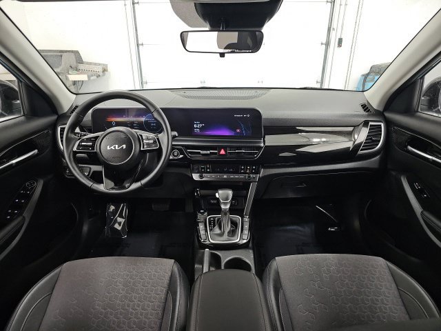 Used 2024 Kia Seltos S AWD/4WD image 30