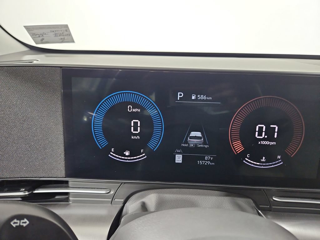 Certified 2025 Hyundai Kona SEL AWD/4WD image 17