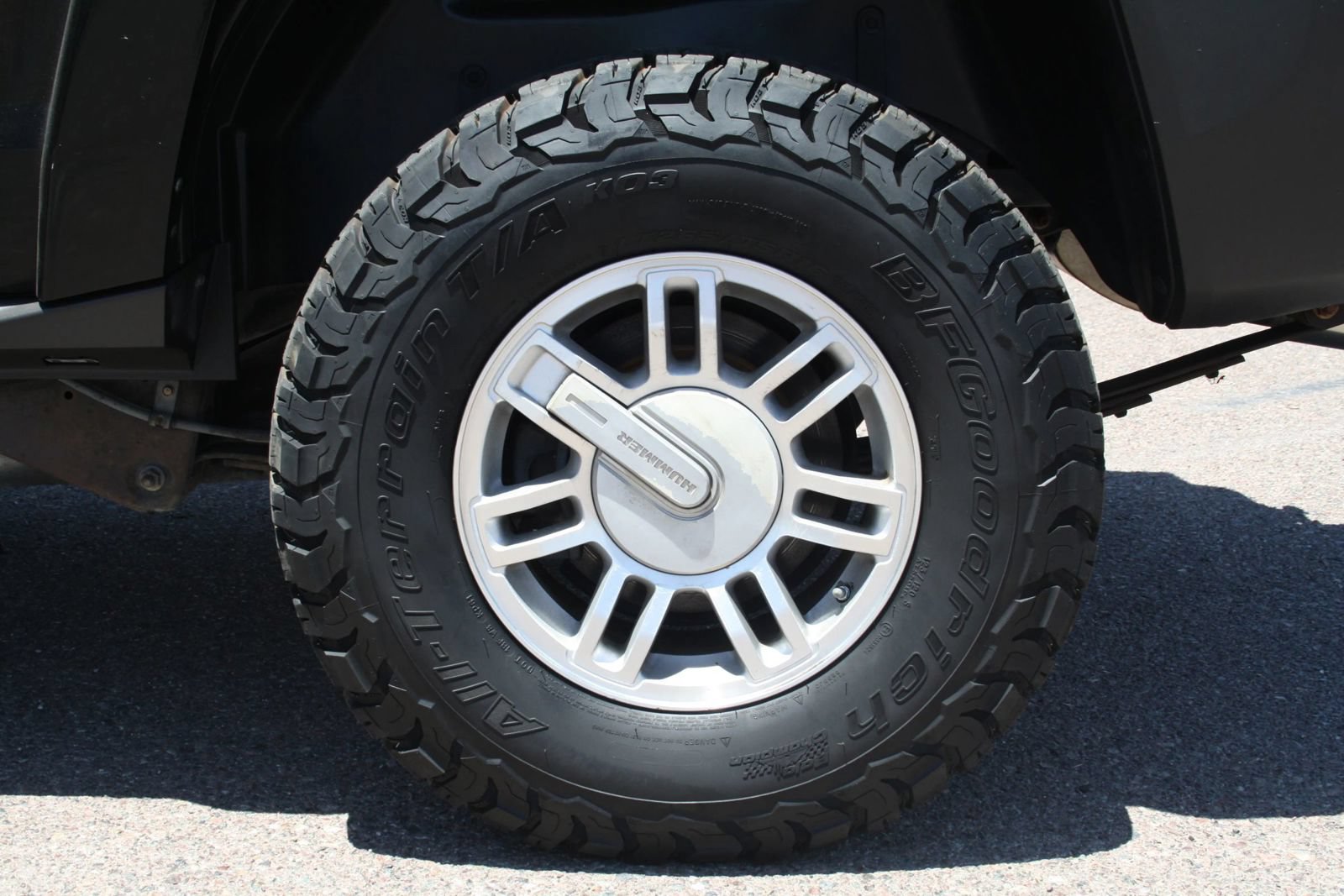 Used 2007 HUMMER H3 w/ Chrome Appearance Package AWD/4WD image 30