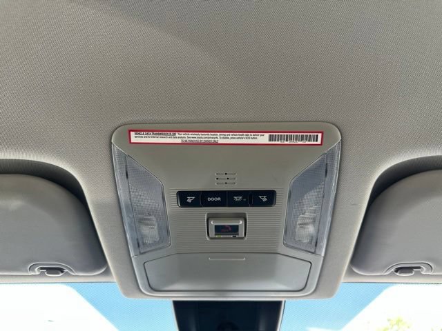 Used 2021 Toyota RAV4 LE FWD image 27