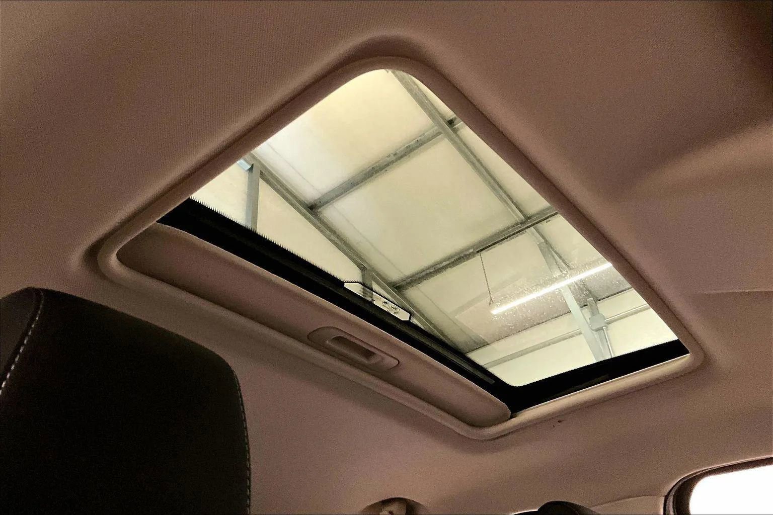 Used 2019 Ford EcoSport SE w/ SE Convenience Package image 21