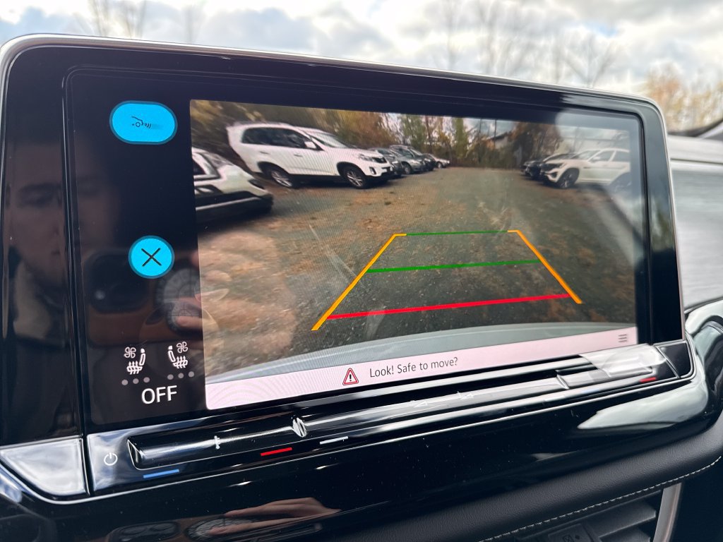New 2026 Volkswagen Atlas Cross Sport SE AWD/4WD image 9