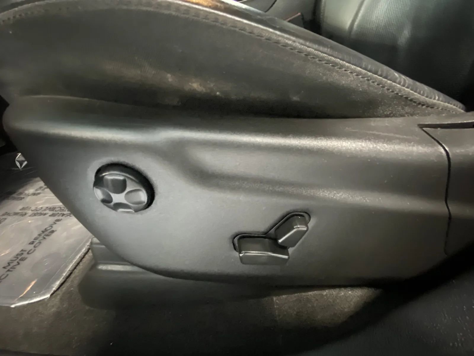 Used 2021 Jeep Grand Cherokee Limited w/ Luxury Group II image 12