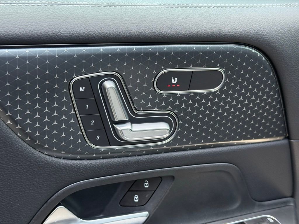 Certified 2026 Mercedes-Benz GLB 250 image 4