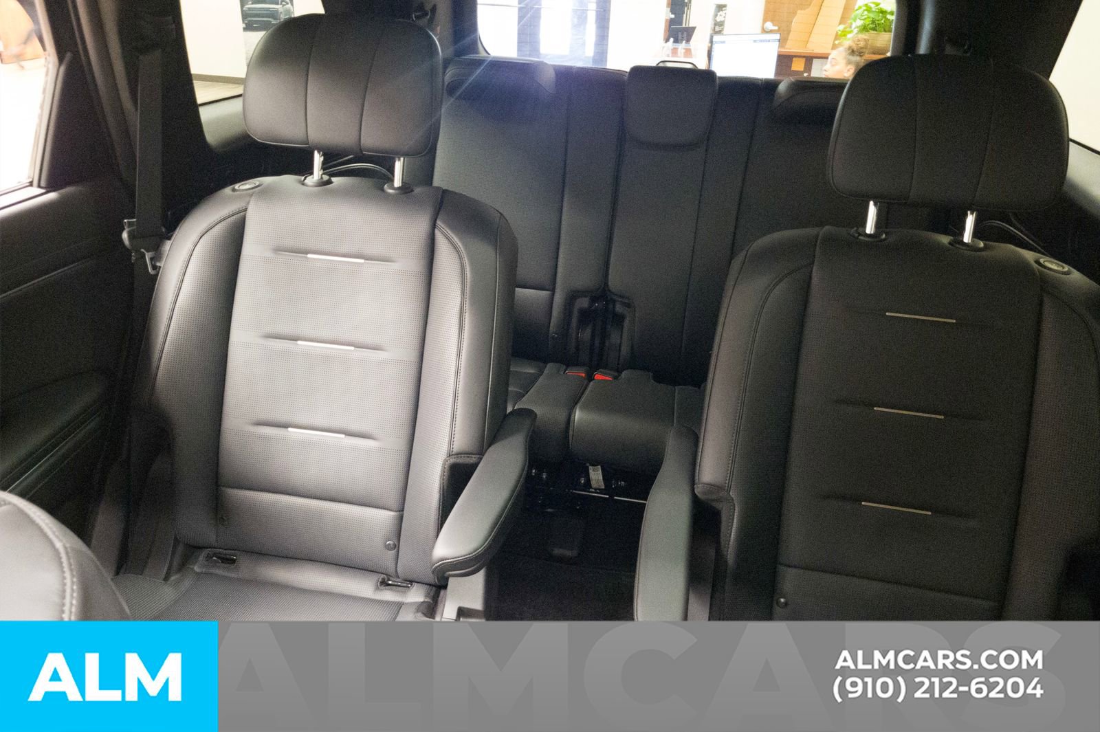 Used 2026 Hyundai Palisade Calligraphy image 13