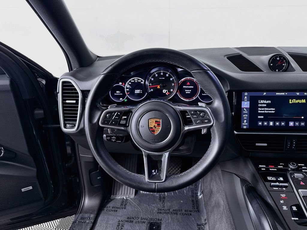 Used 2020 Porsche Cayenne AWD/4WD image 11
