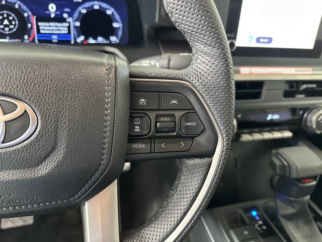 Used 2025 Toyota Tacoma TRD Sport w/ TRD Sport Upgrade Package image 16