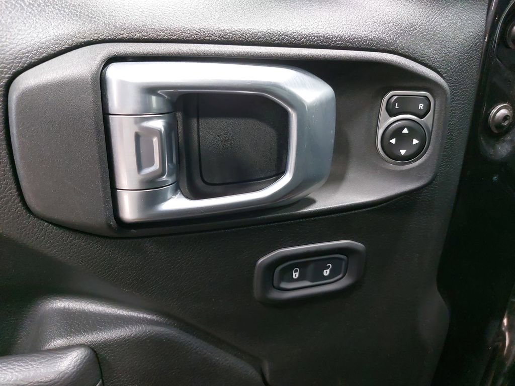 Used 2022 Jeep Wrangler Sport S image 22