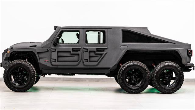 Used 2025 Jeep Gladiator Sport AWD/4WD image 11