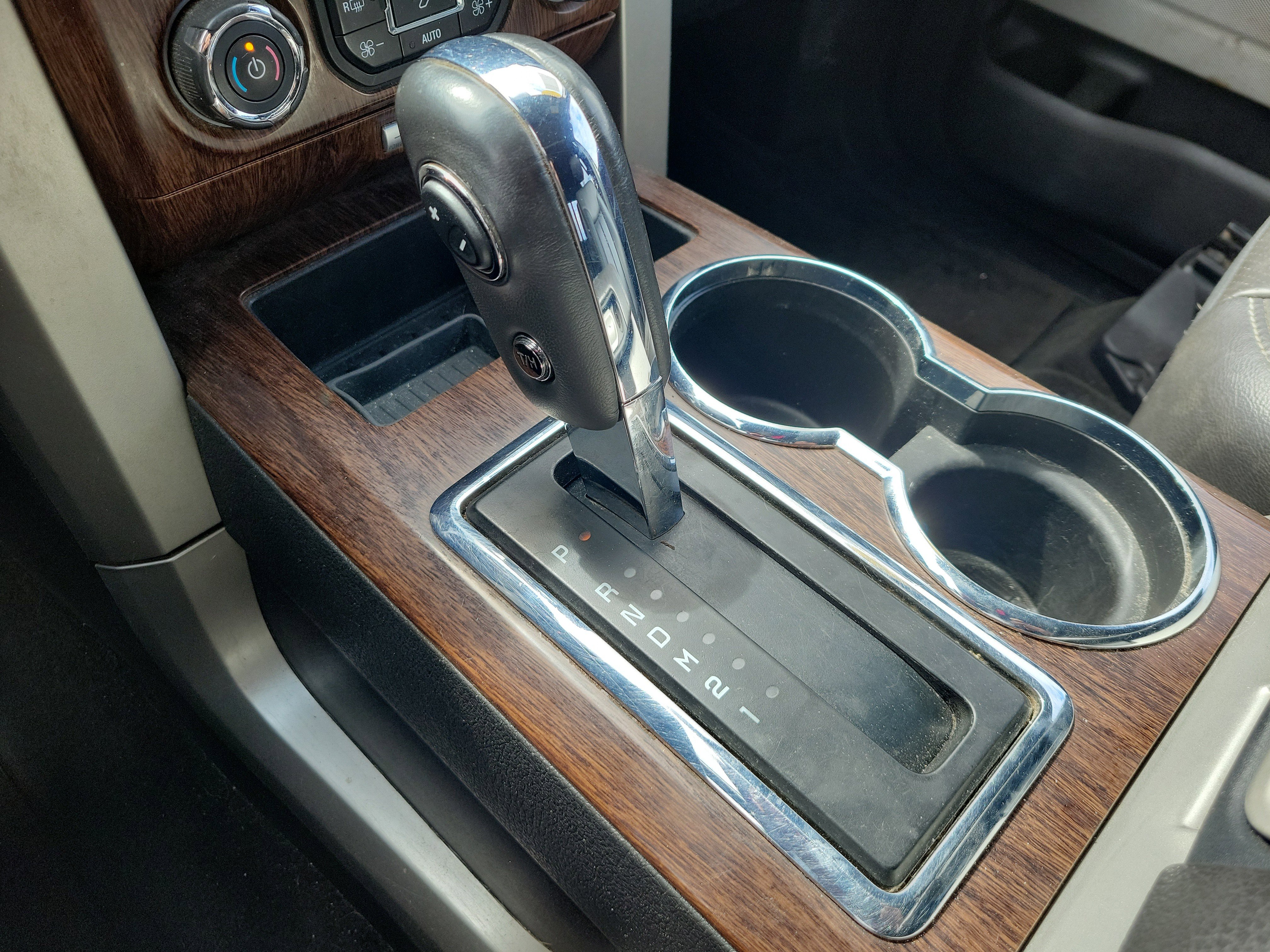 Used 2014 Ford F150 Lariat w/ Equipment Group 502A Luxury image 19