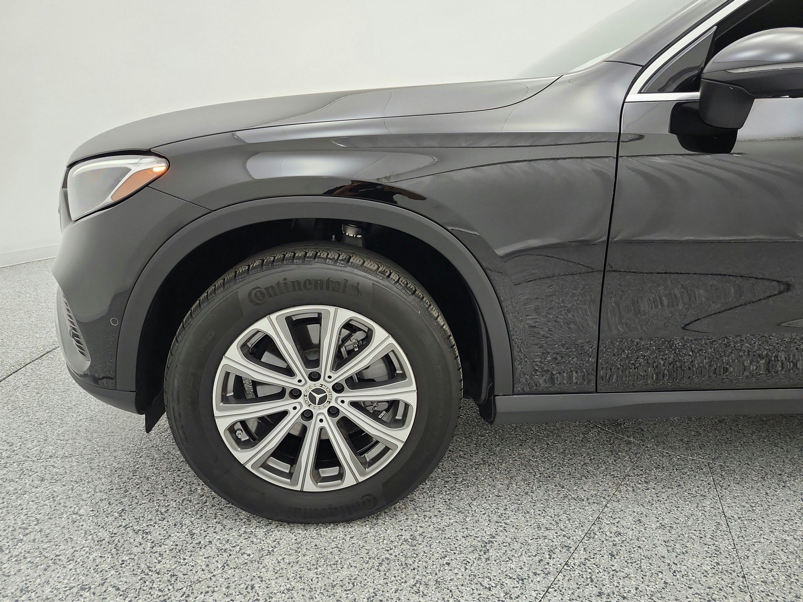 Used 2024 Mercedes-Benz GLC 300 4MATIC image 17