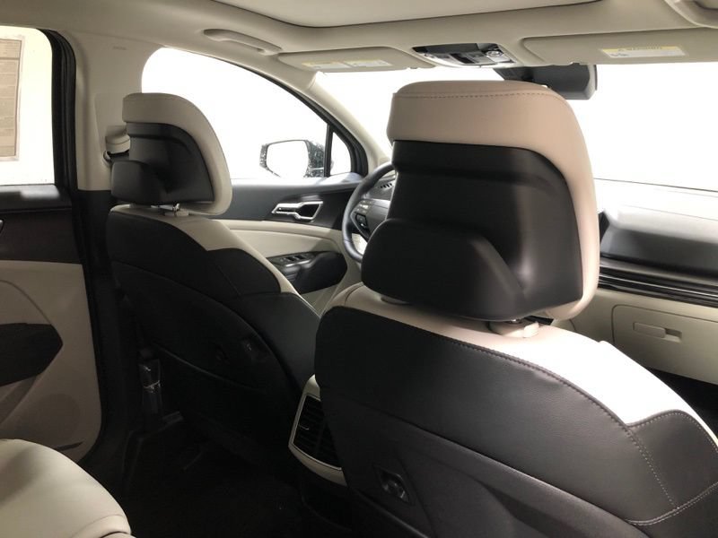 New 2026 Kia Sportage EX w/ EX Panorama Roof Package FWD image 12