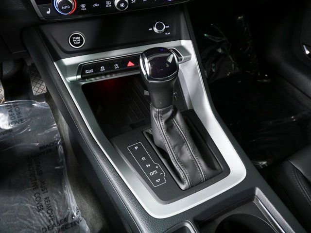 Certified 2025 Audi Q3 2.0T Premium Plus w/ Premium Plus Package AWD/4WD image 17