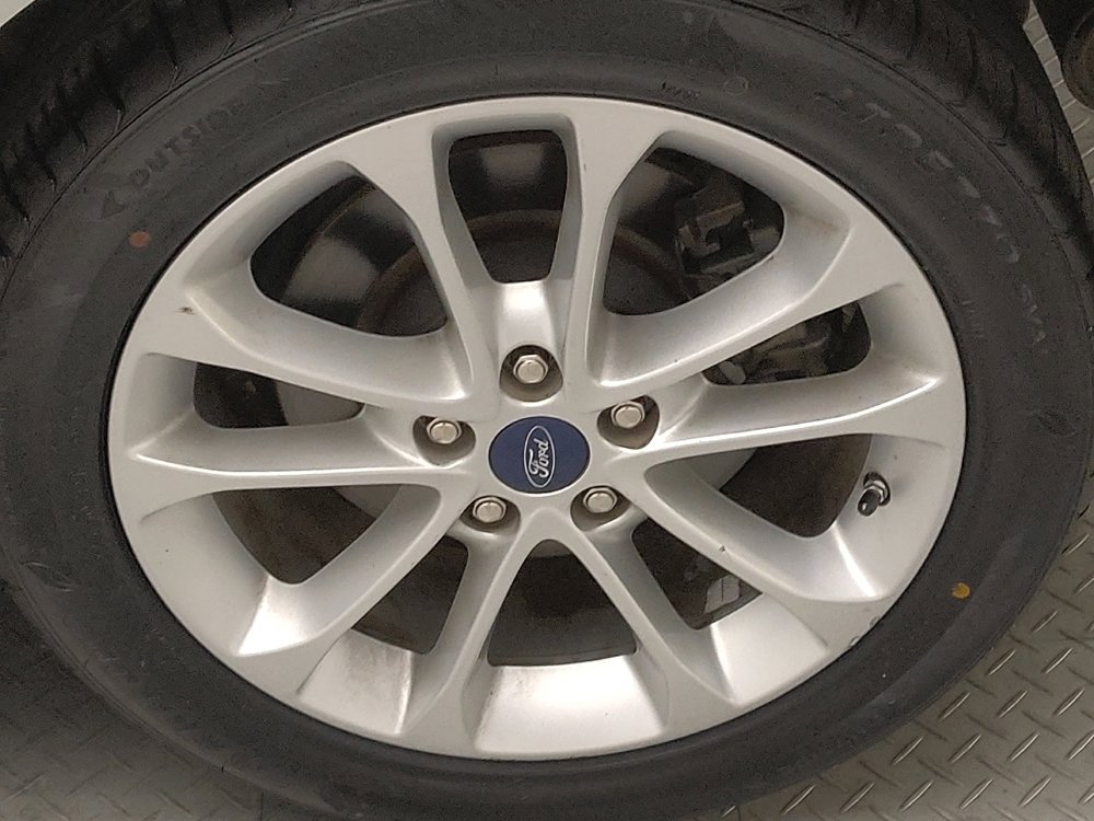 Used 2019 Ford Fusion SE image 31