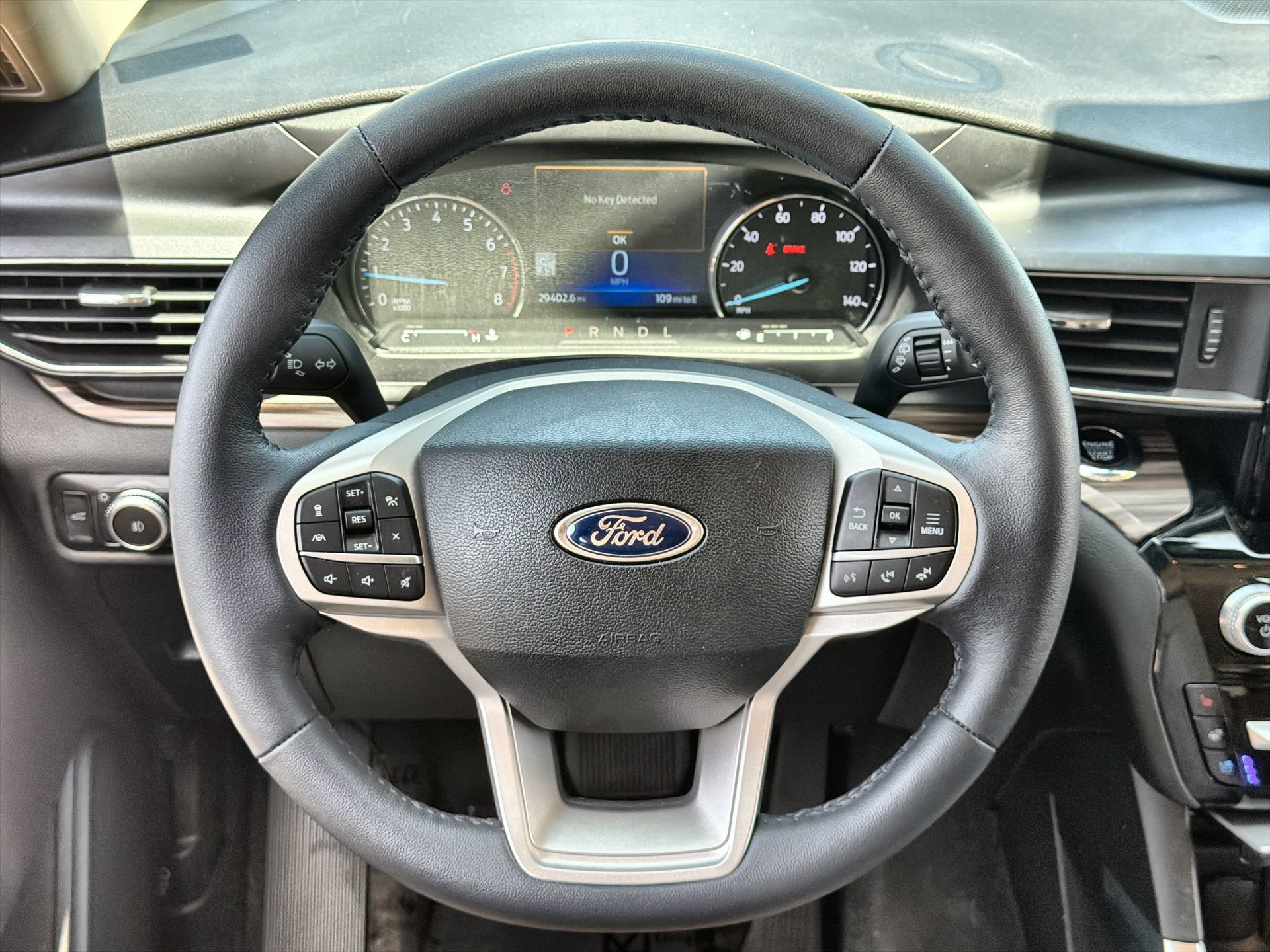 Certified 2023 Ford Explorer Limited w/ Limited Technology Package AWD/4WD image 14