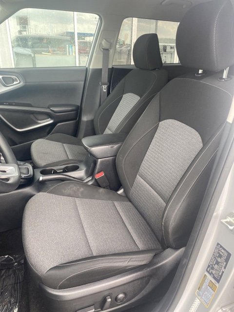 Used 2021 Kia Soul S image 9