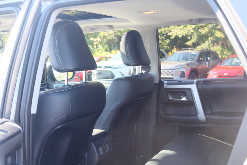 Certified 2019 Toyota 4Runner Limited AWD/4WD image 34