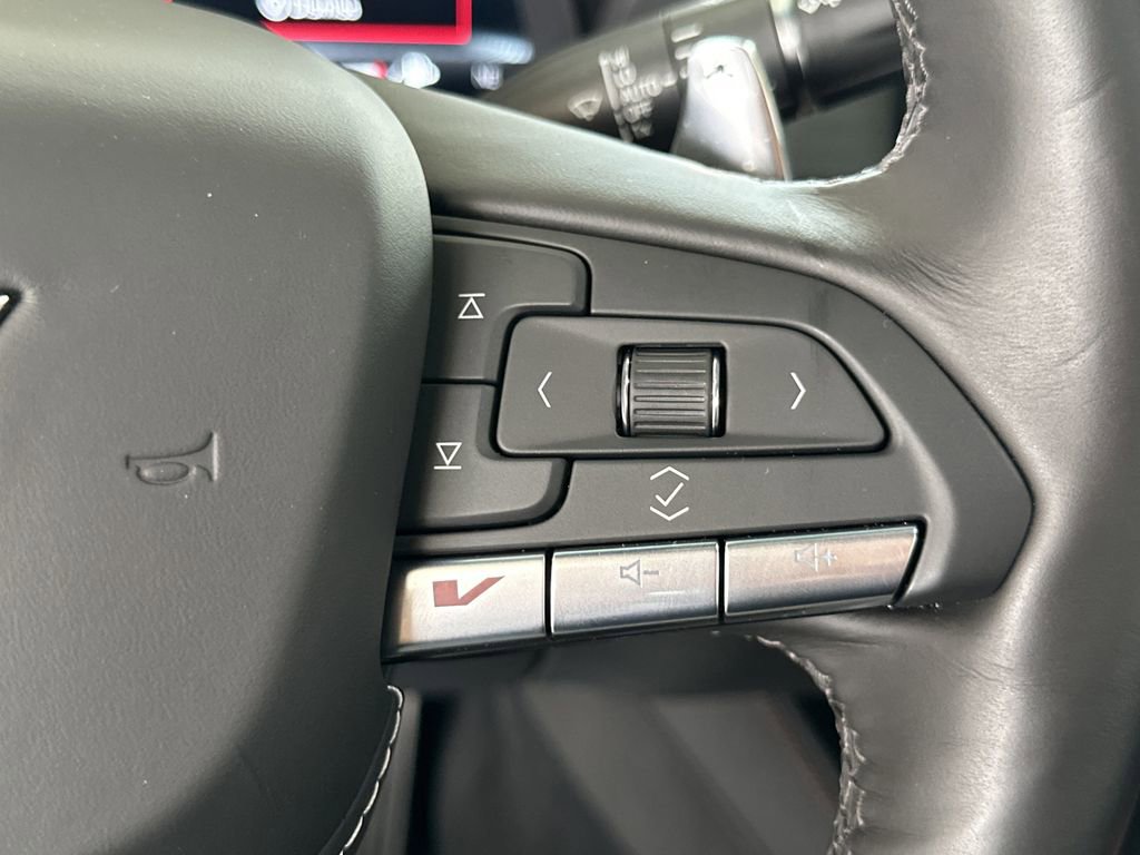 Certified 2025 Cadillac CT4 V image 30