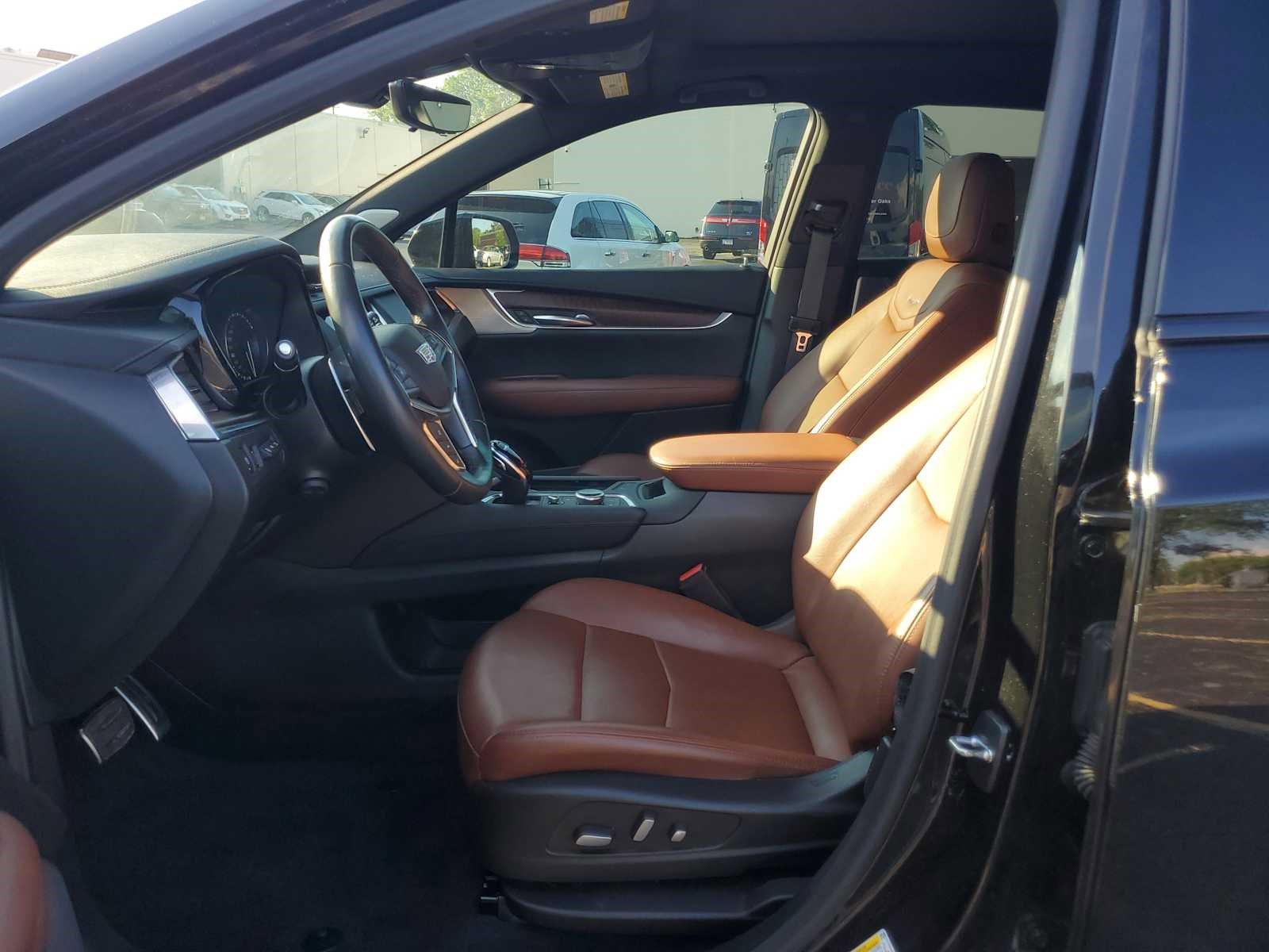 Used 2023 Cadillac XT5 Sportv image 13