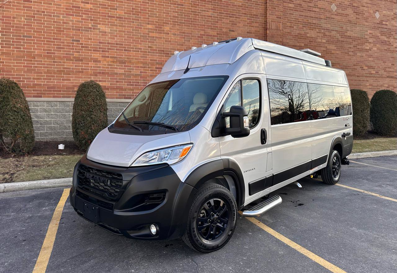 Used 2023 RAM ProMaster 3500 w/ Premium Convenience Group (B) FWD image 3
