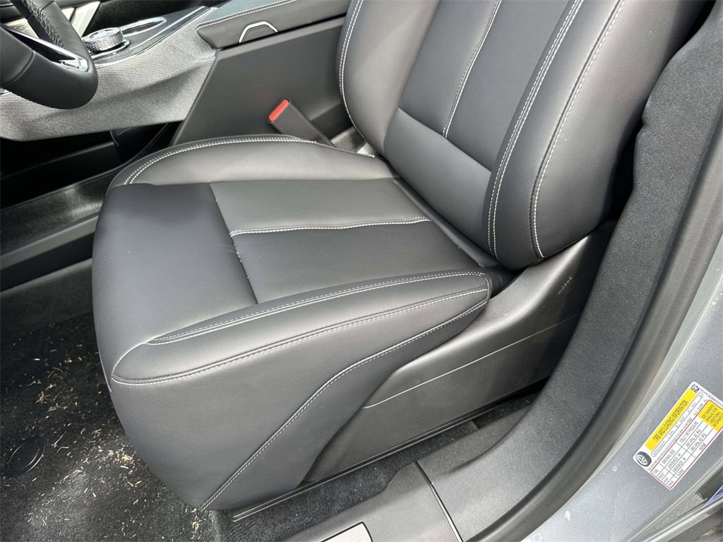 New 2025 Cadillac Optiq Sport 1 image 15