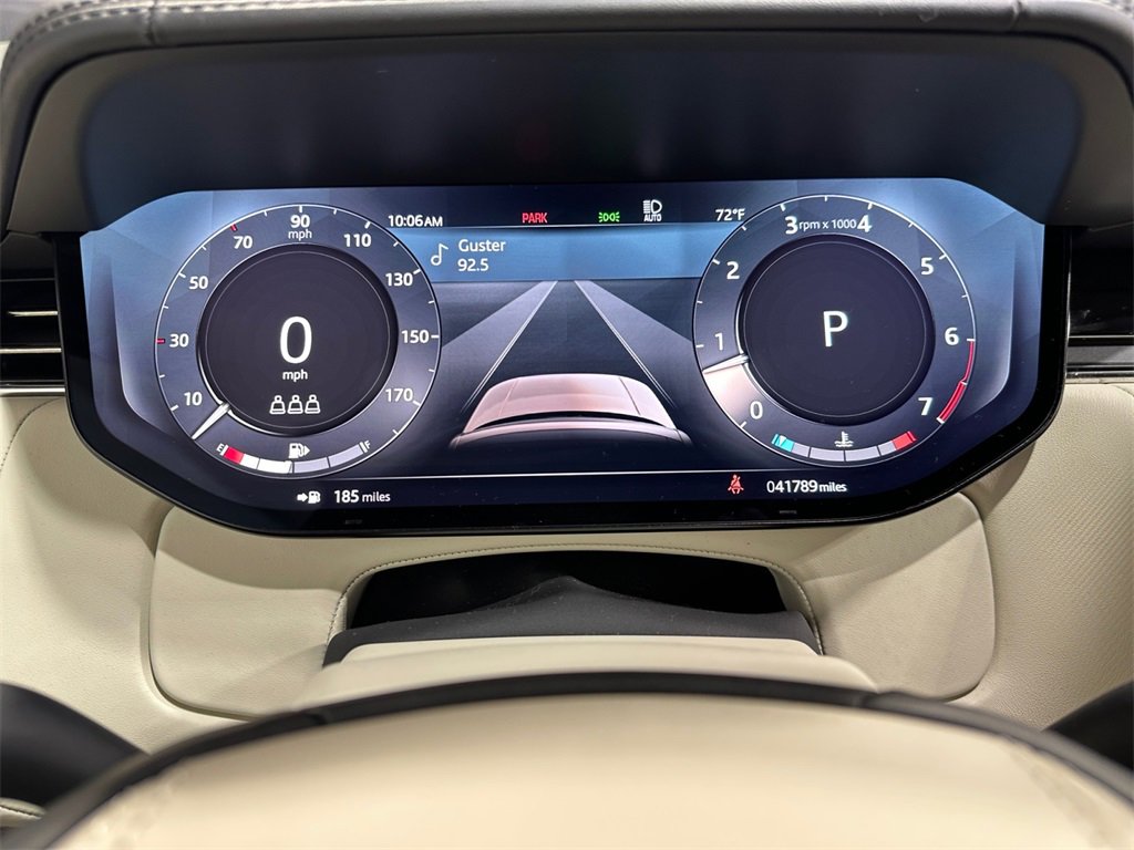 Used 2023 Land Rover Range Rover SE image 20