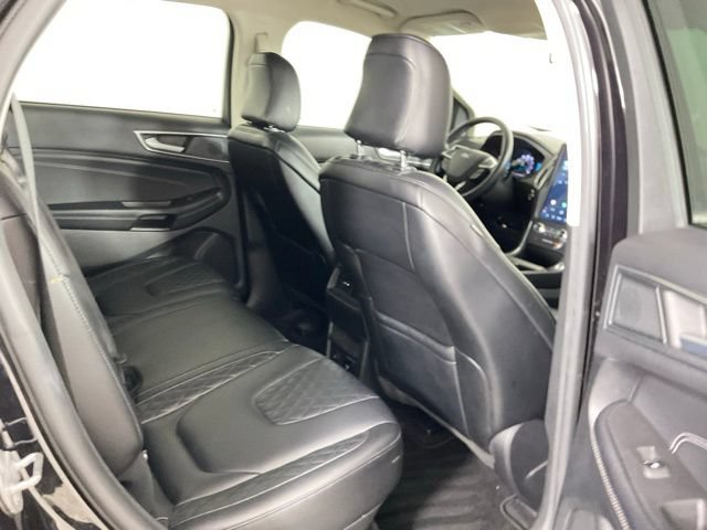 Used 2024 Ford Edge Titanium AWD/4WD image 18
