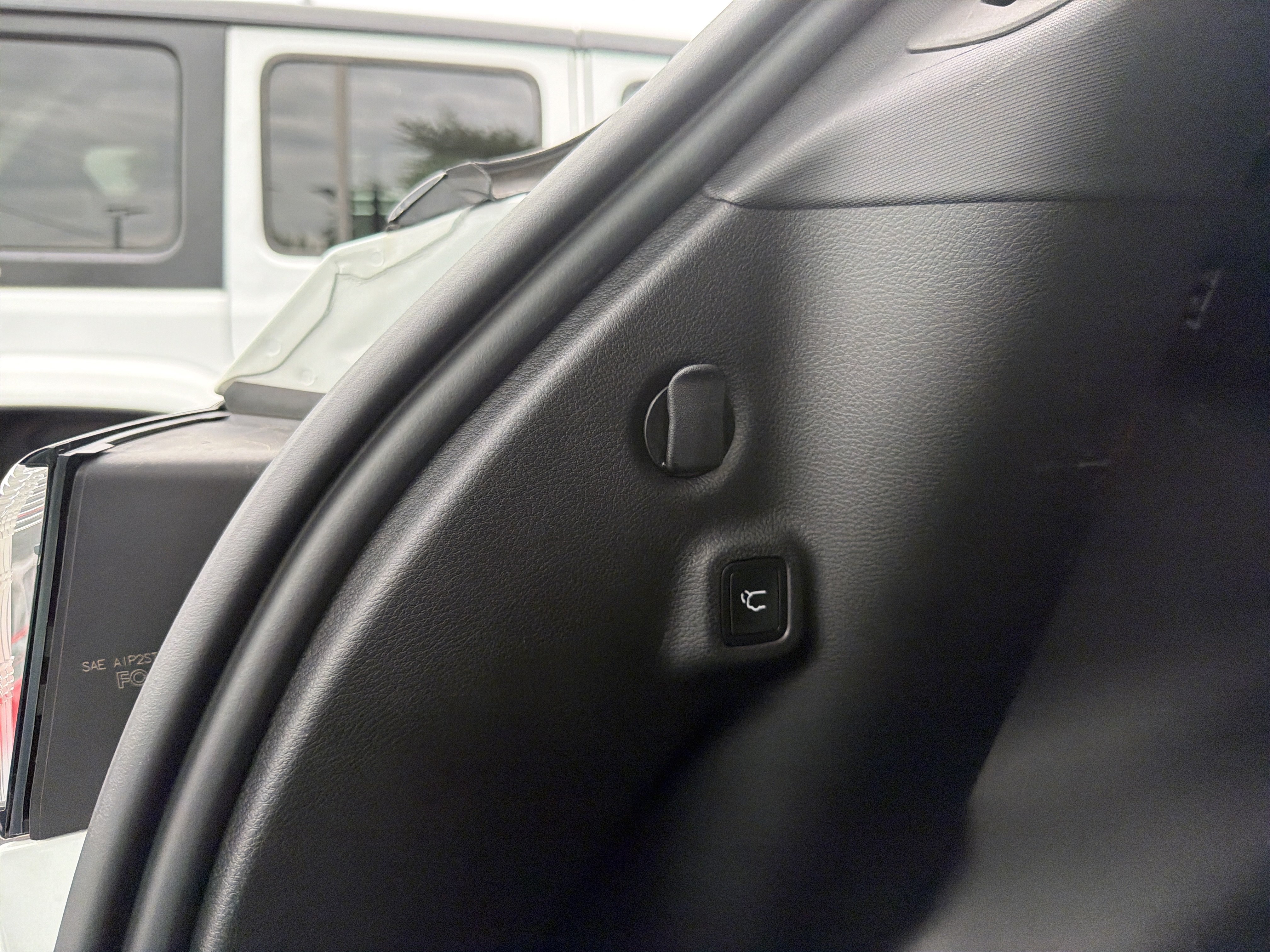 Certified 2025 Jeep Compass Limited w/ Driver Assist Group I AWD/4WD image 11