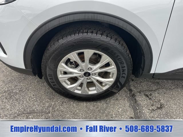 Used 2025 Ford Escape Active AWD/4WD image 12