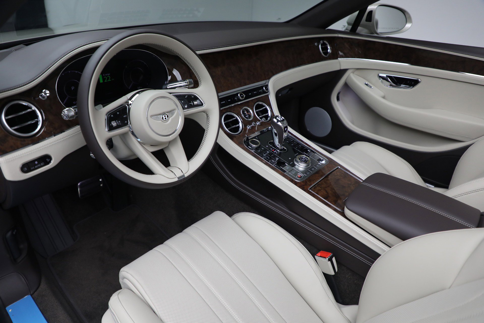 New 2026 Bentley Continental GTC AWD/4WD image 23