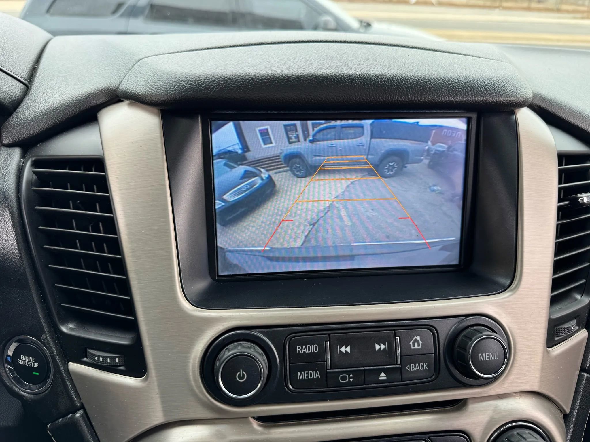 Used 2015 GMC Yukon Denali w/ Open Road Package image 26