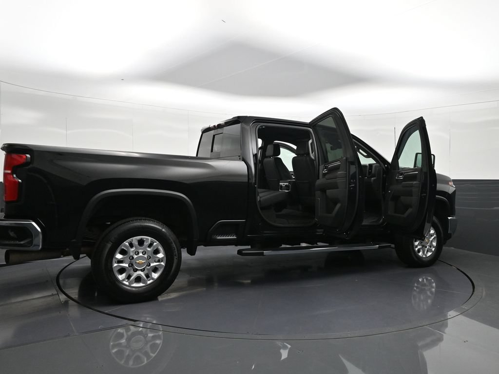 Used 2024 Chevrolet Silverado 2500 LTZ w/ LTZ Convenience Package AWD/4WD image 39