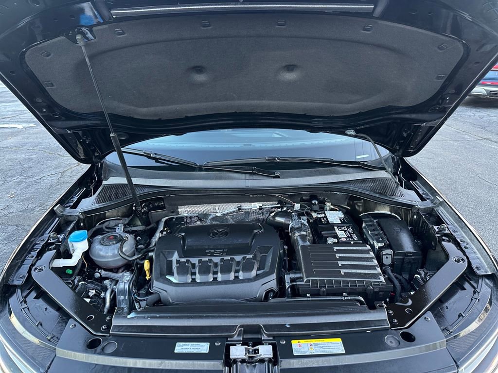 Used 2024 Volkswagen Tiguan Wolfsburg Edition image 27