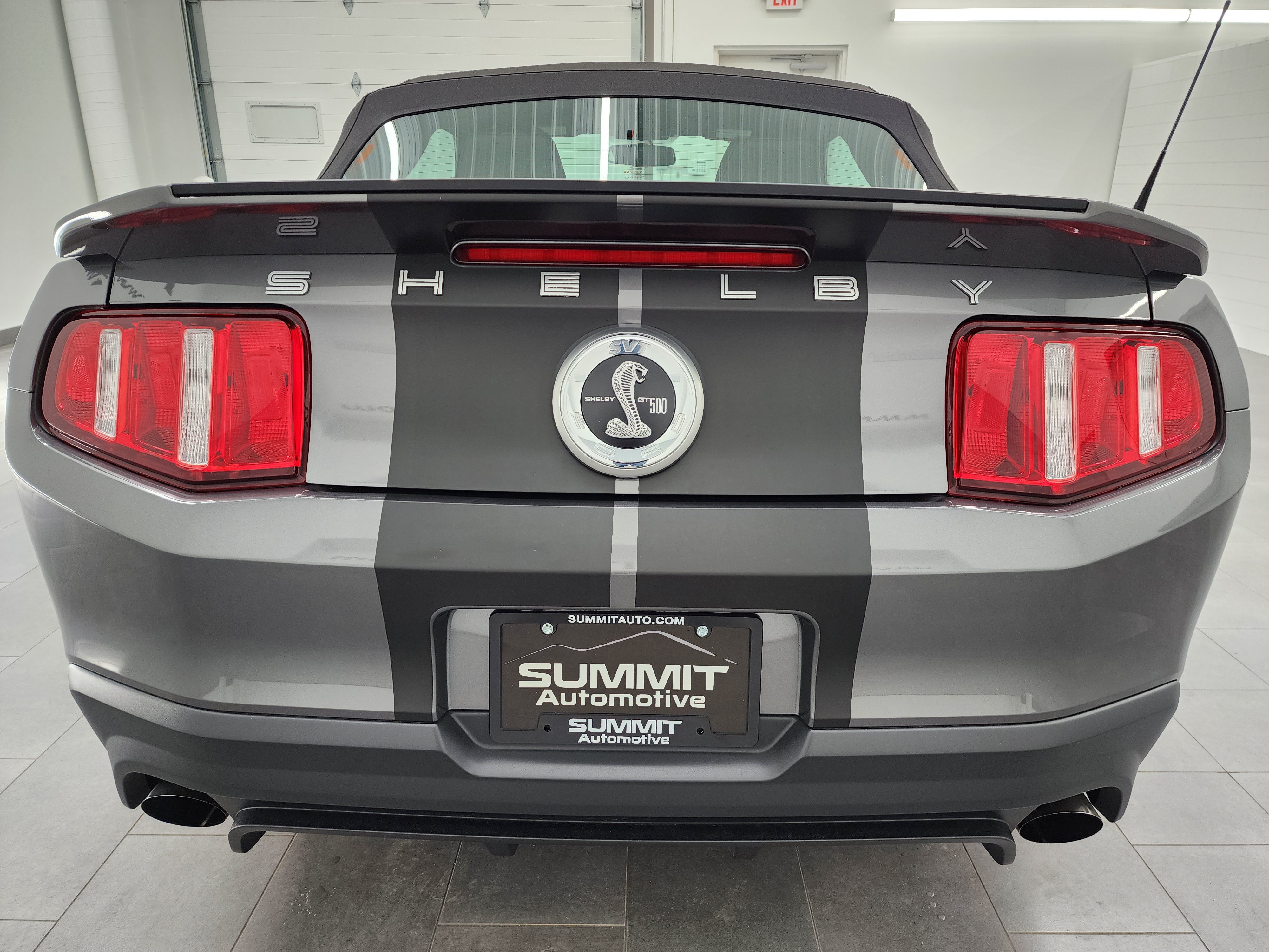 Used 2011 Ford Mustang Shelby GT500 w/ SVT Performance Pkg RWD image 27