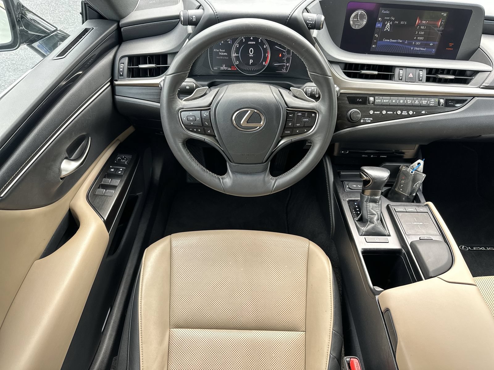 Used 2019 Lexus ES 350 w/ Accessory Package 2 FWD image 17