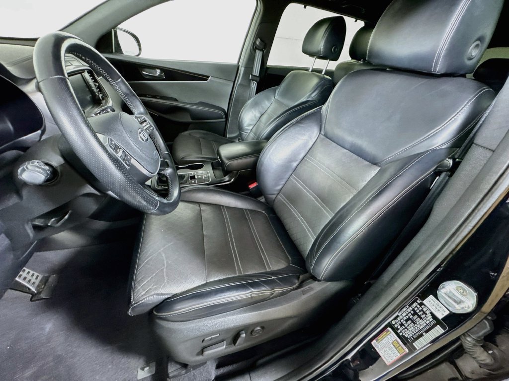 Used 2019 Kia Sorento SX FWD image 25