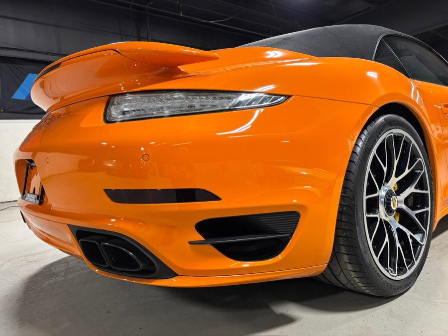 Used 2014 Porsche 911 Turbo S image 9