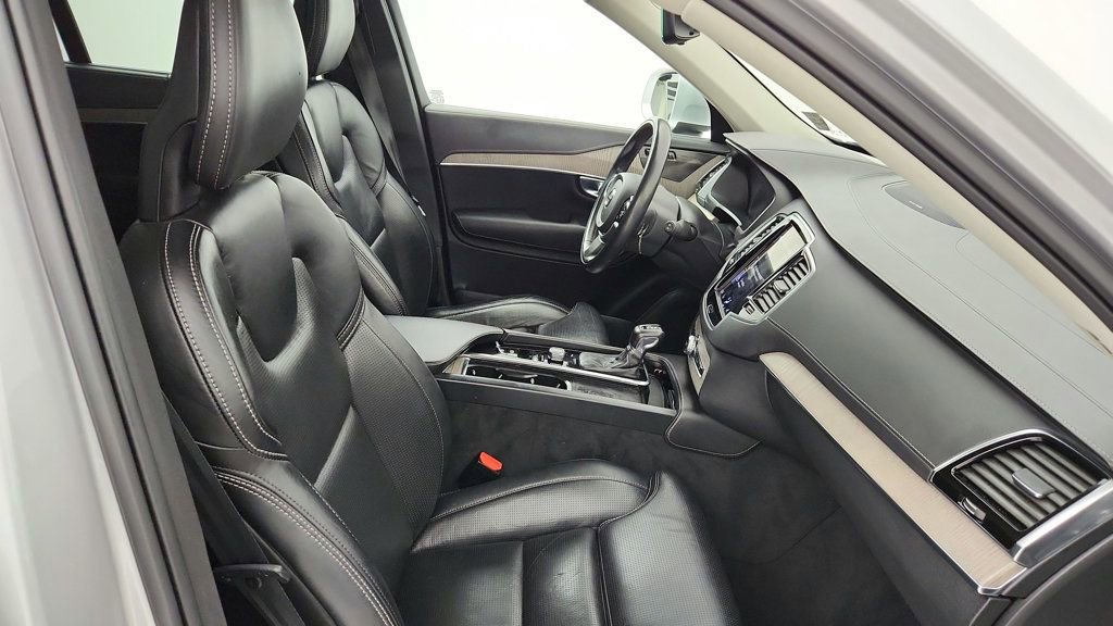 Used 2021 Volvo XC90 T6 Inscription image 26