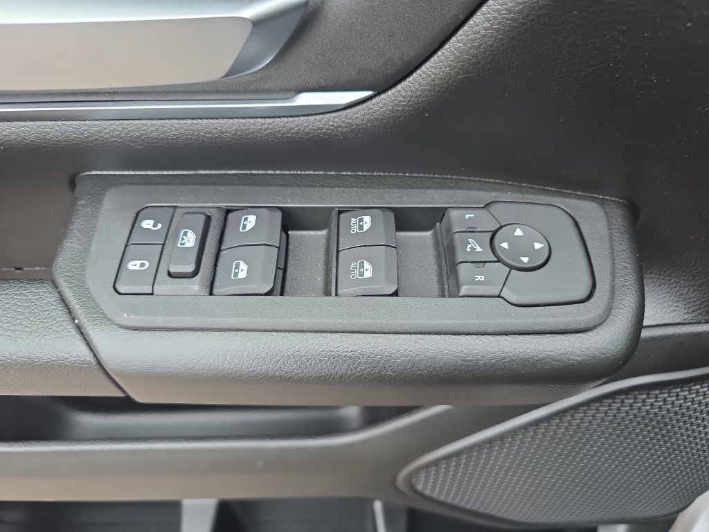 Used 2025 RAM 1500 Big Horn AWD/4WD image 30