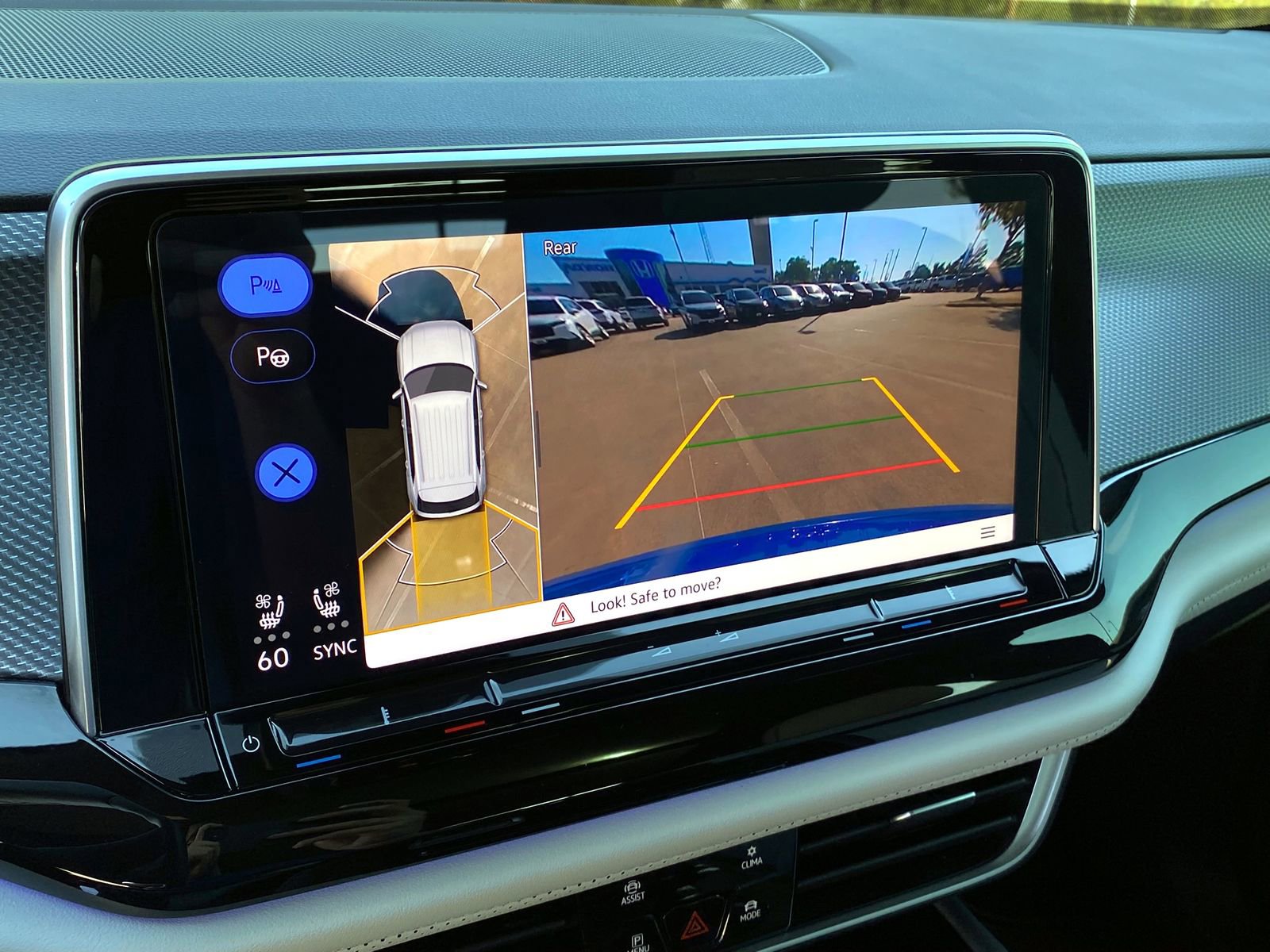 Used 2025 Volkswagen Atlas Cross Sport SEL Premium R-Line image 16