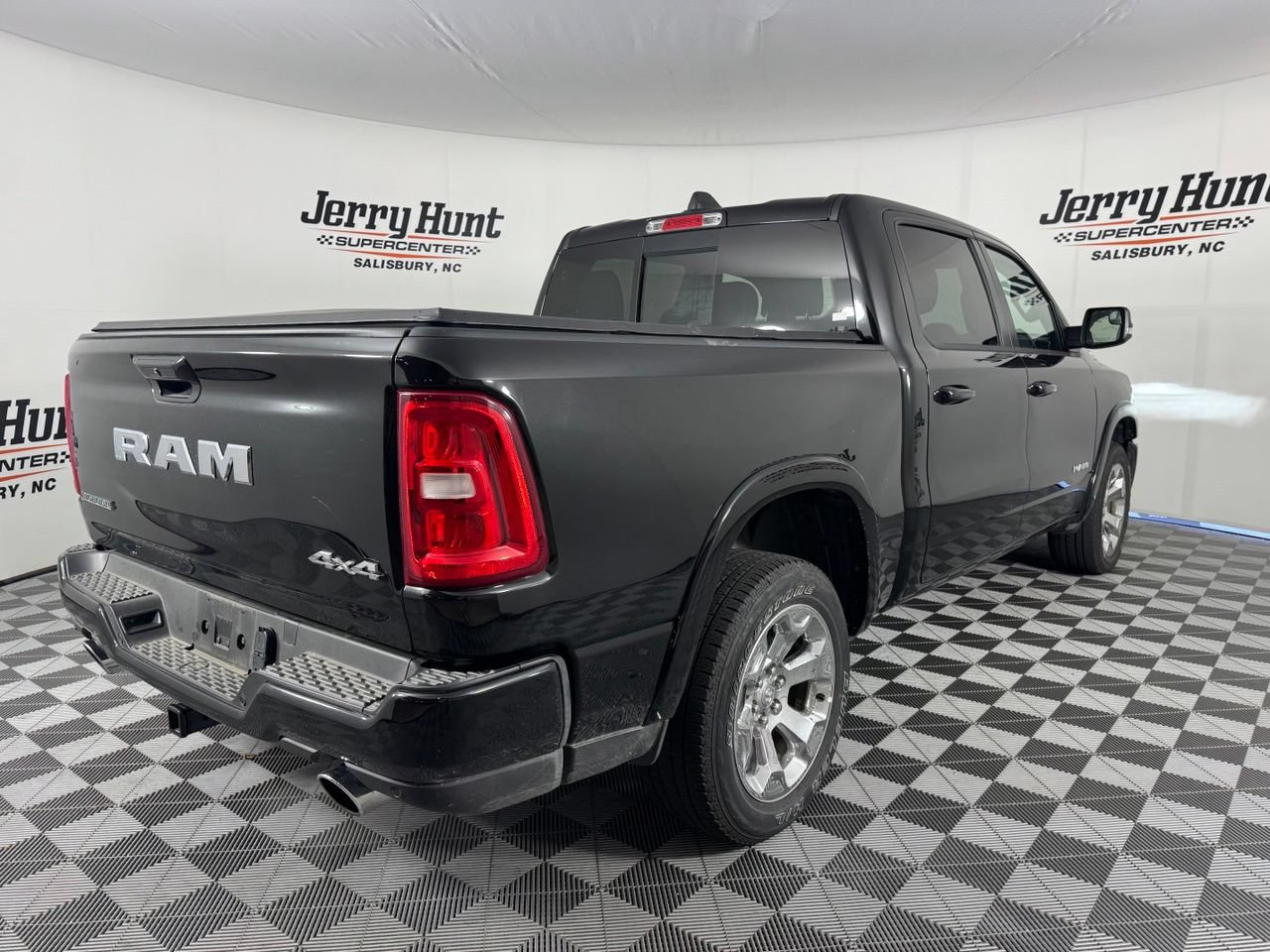 Used 2026 RAM 1500 Big Horn AWD/4WD image 7