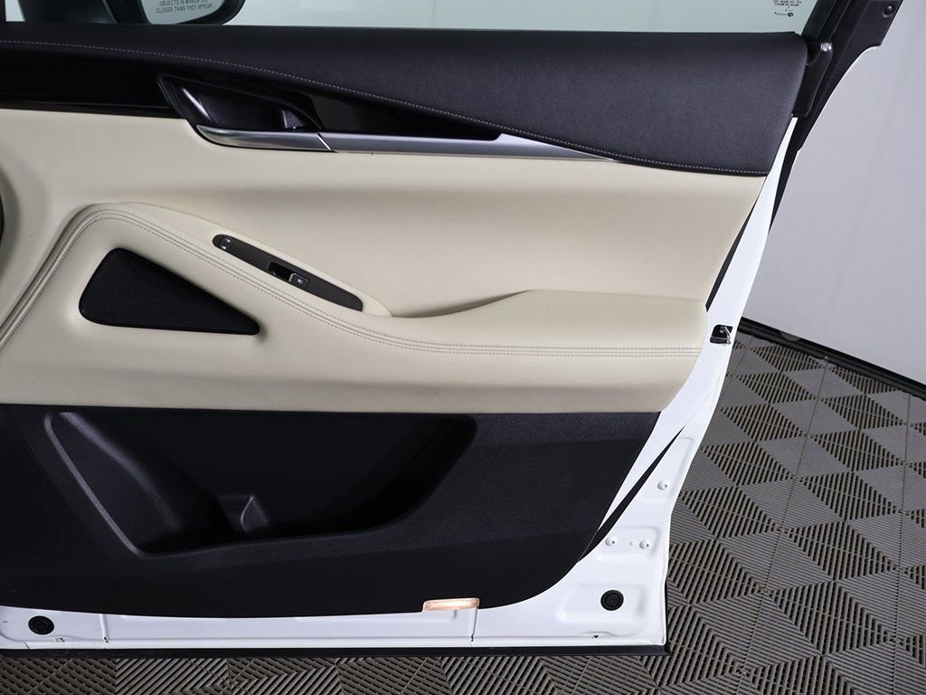 Used 2023 INFINITI QX60 Pure image 23