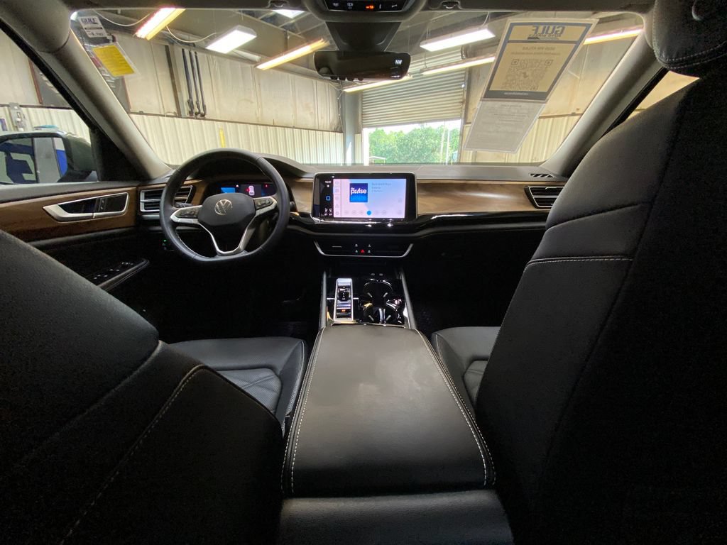 Used 2026 Volkswagen Atlas SE AWD/4WD image 18