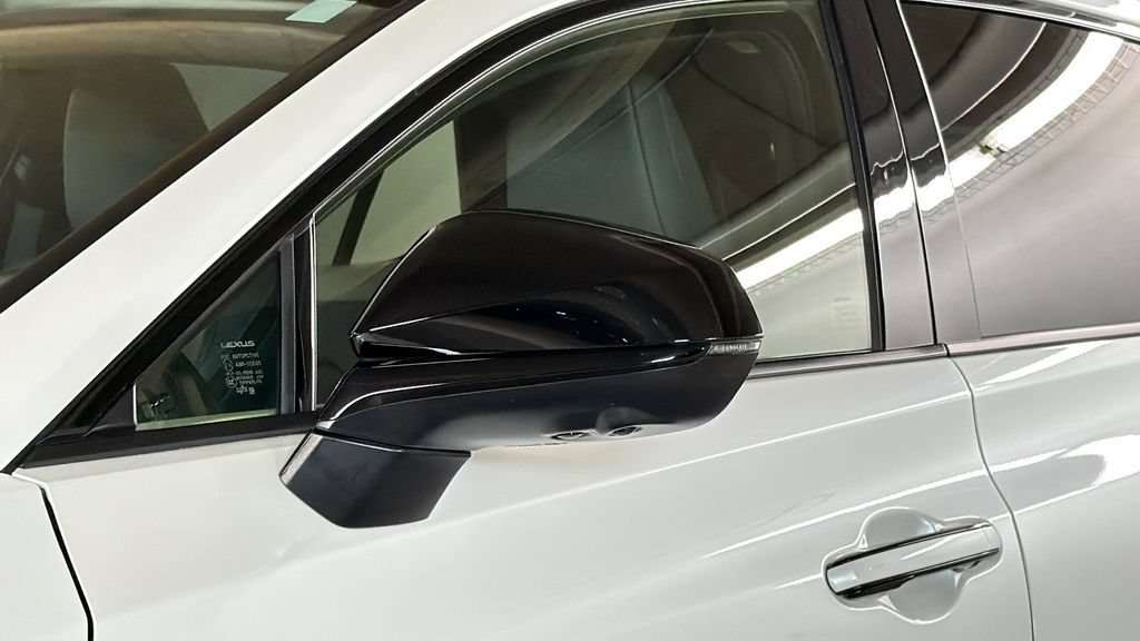 Certified 2024 Lexus RZ 300e Premium w/ Accessory Package (2T) FWD image 5