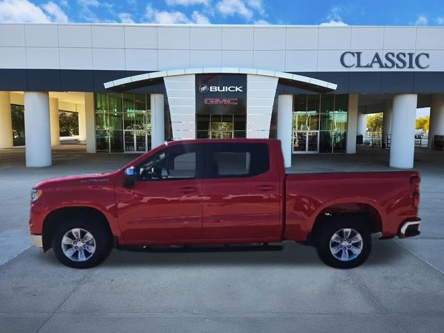 Used 2025 Chevrolet Silverado 1500 LT RWD image 5