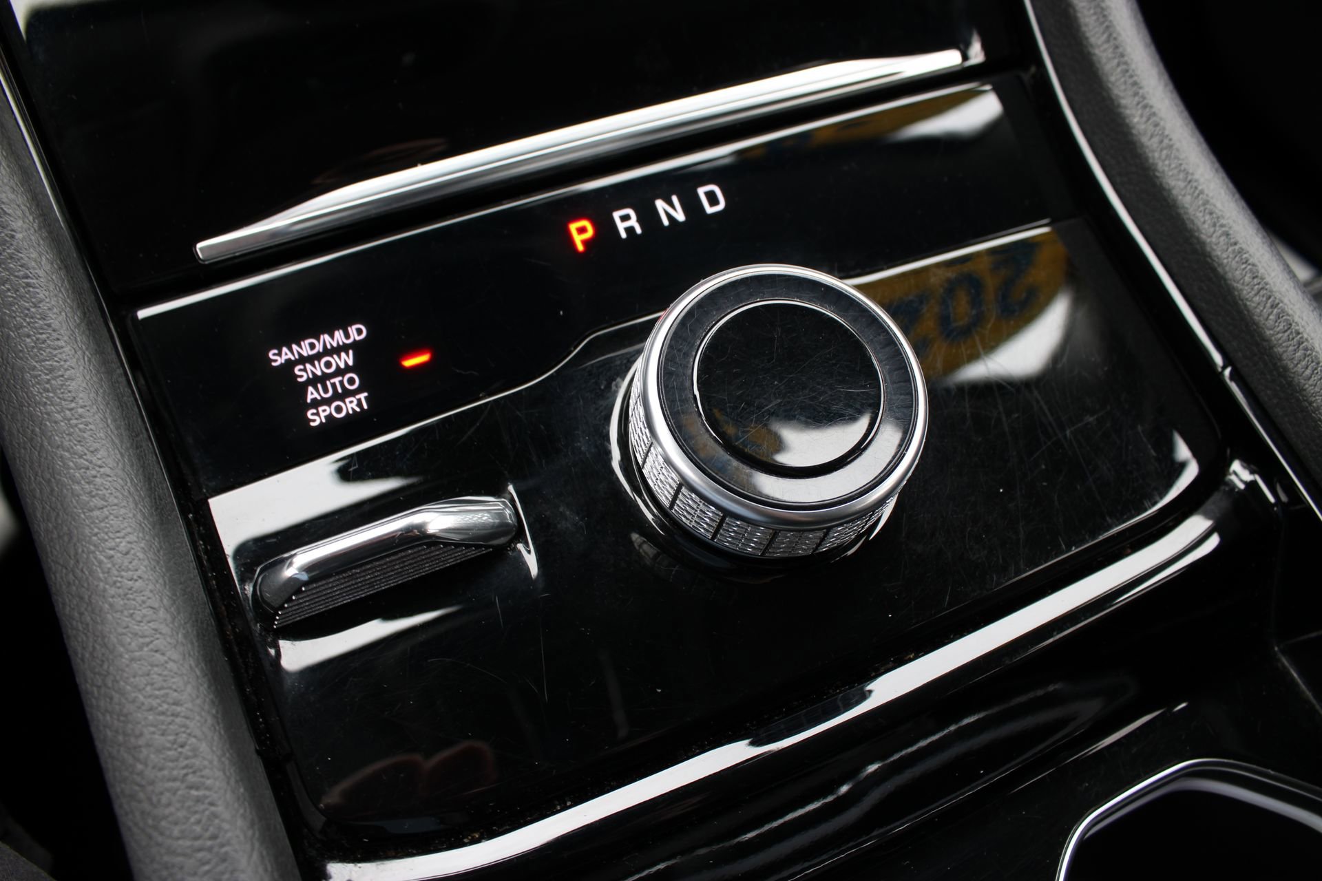 Used 2022 Jeep Grand Cherokee Limited image 39